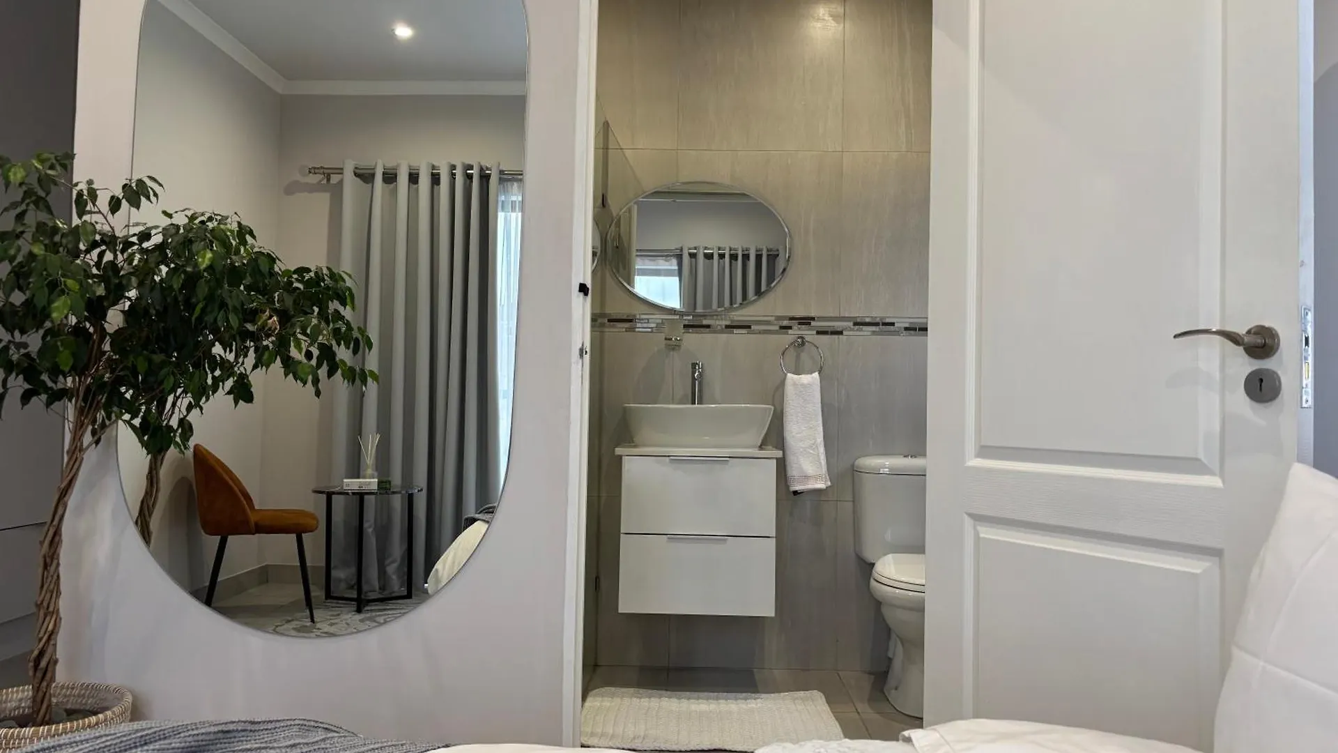 Modern 3 Bedroom Urban Getaway Κέιπ Τάουν 0*,  Νότια Αφρική